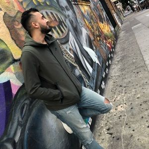 Meet your Posher, Omar